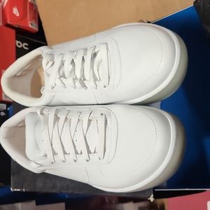 Brand black xb-jet, white, leather upper, Men's US 10.5 Medium, New Inbox.